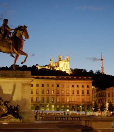 Lyon, capitale de la gastronomie, nouvelle destination à découvrir avec l’aéroport de La Réunion Roland Garros