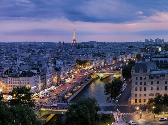 Vol La Réunion - CDG : destination Paris, la capitale de l’amour